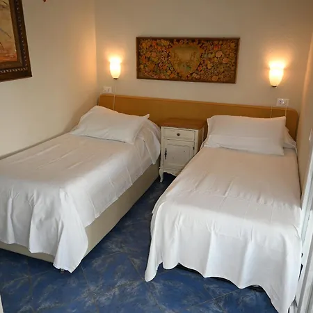 Il Mandorlo Aparthotel Lacona