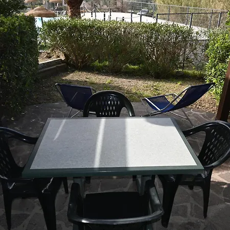 Il Mandorlo Lacona