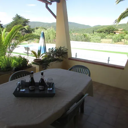 Il Mandorlo Aparthotel 3*