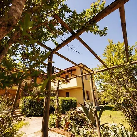 Il Mandorlo Aparthotel Lacona