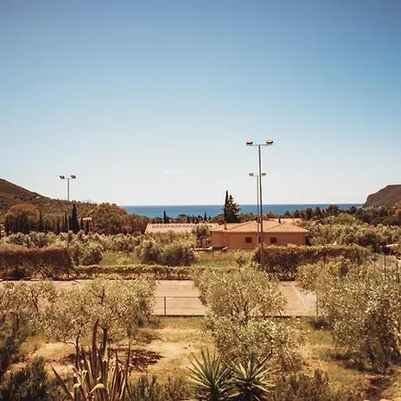 Il Mandorlo Aparthotel Lacona