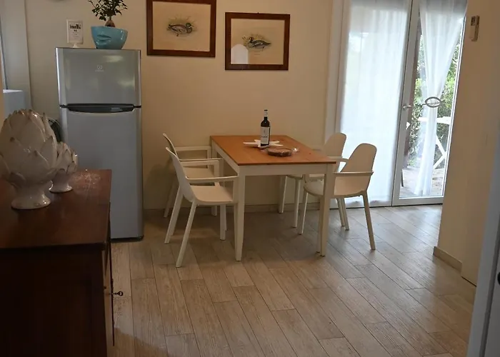 Ξενοδοχείο με διαμερίσματα Il Mandorlo 4*