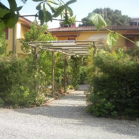 Il Mandorlo Aparthotel