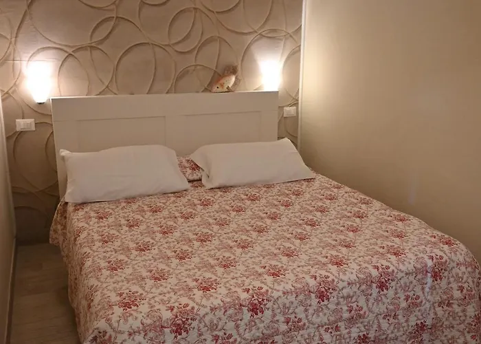 Il Mandorlo Aparthotel 4*