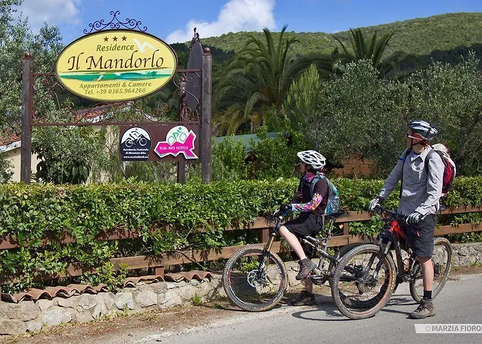 Il Mandorlo 4* Lacona