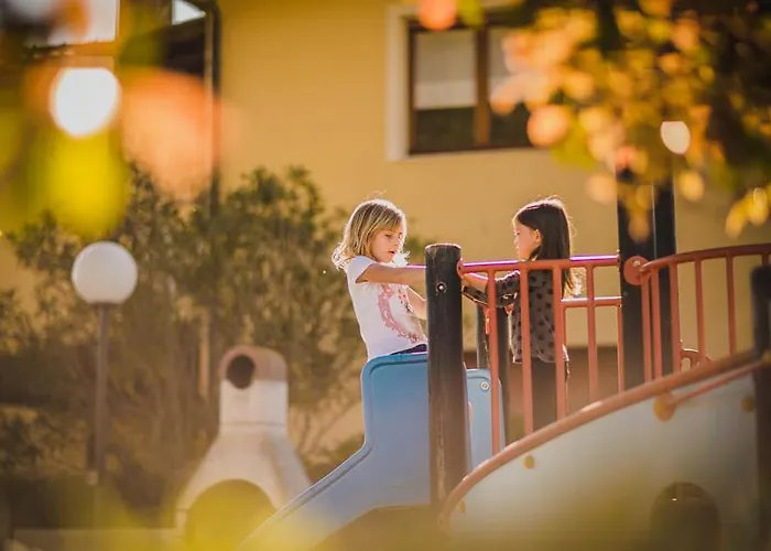 Aparthotel Il Mandorlo 4*