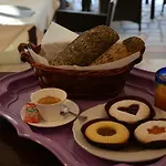 Il Mandorlo 4*