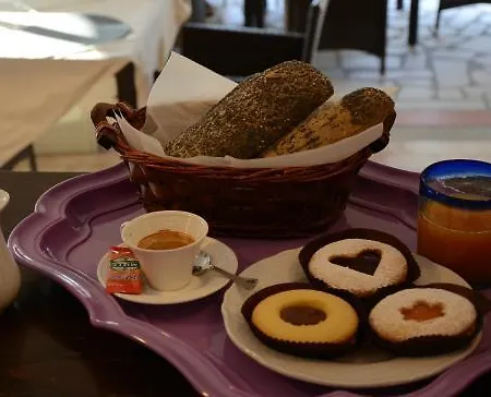 Il Mandorlo 4*